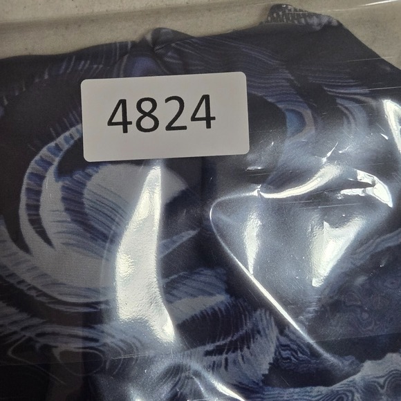 Nike Pro Dri-Fit Women's Capri Leggings Blue Swirl Size XS Activewear Workout - Picture 9 of 9